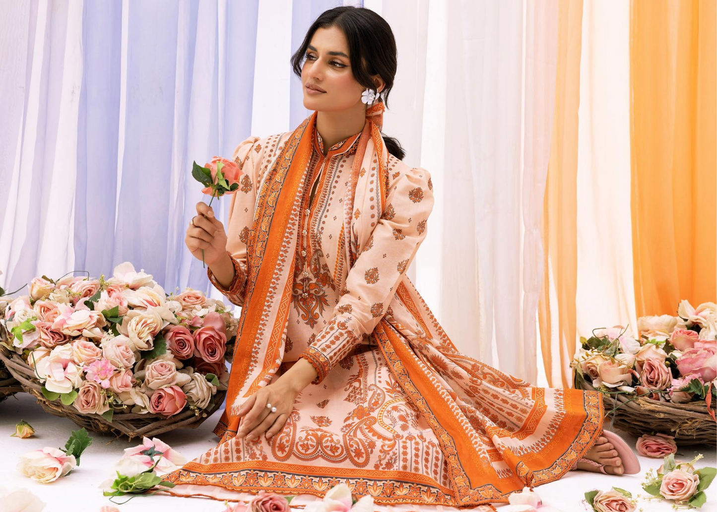 Fashionable Lawn Suit with Exclusive Printed Dupatta – 3PC