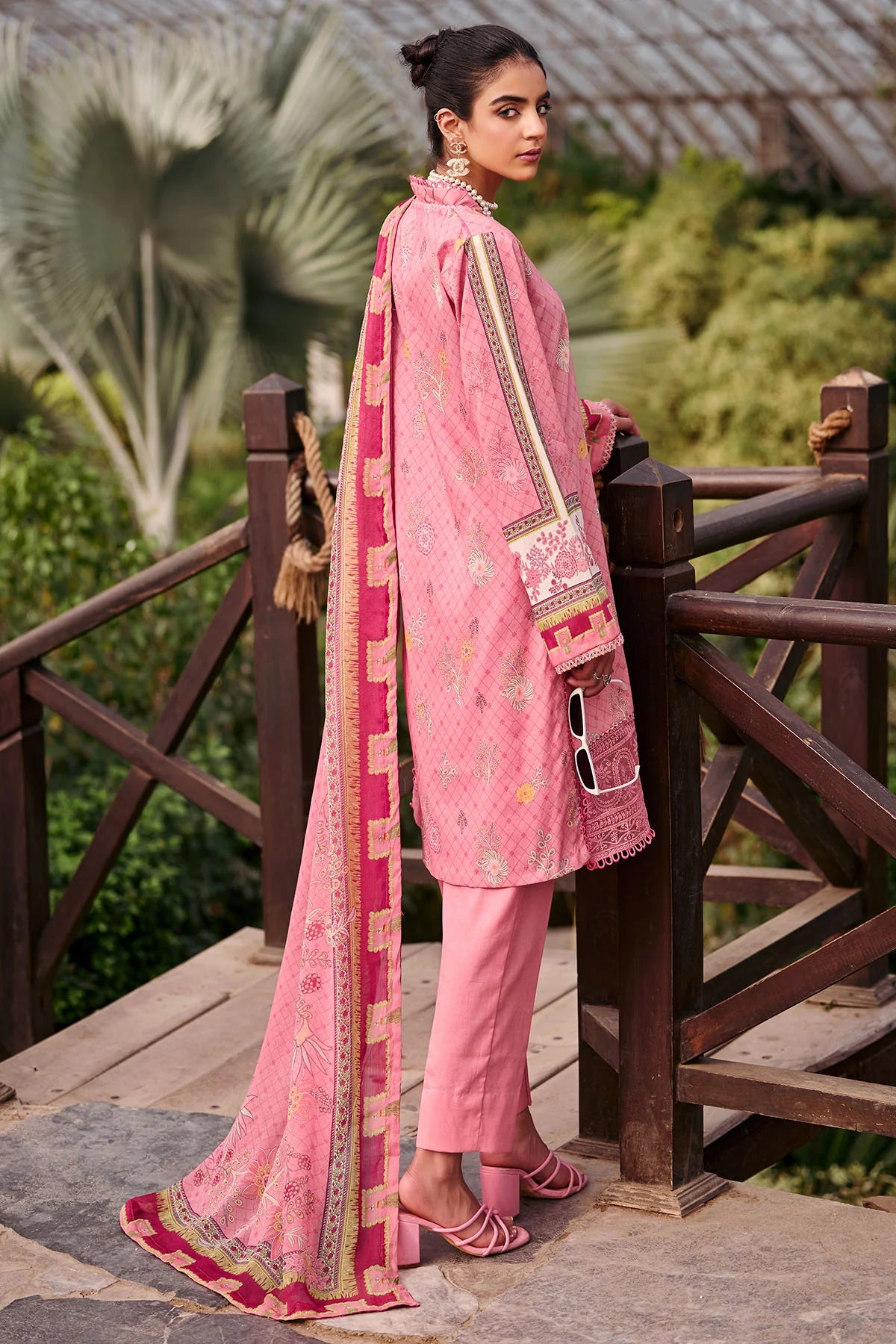 Designer Digital Printed Lawn 3-Piece Suit