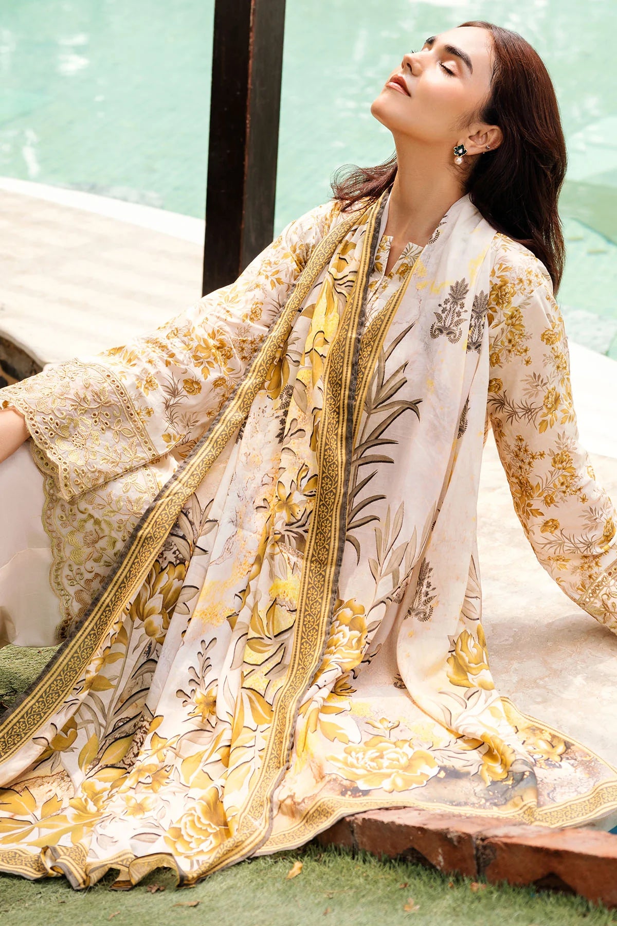 Graceful Digital Print Lawn Suit – 3PC
